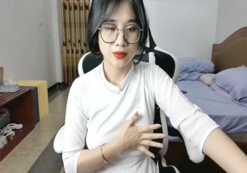 Anna Bear มีประสบการณ์ชีวิตใหม่ผ่านวิดีโอร้อนออนไลน์เพื่อเปลี่ยนชีวิต