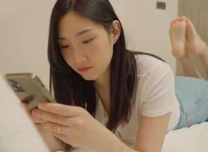 สามีทรยศต่อการส่งมอบที่มีเสน่ห์ของภรรยาเพื่อแก้แค้น