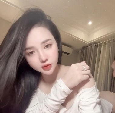 Chu Thuy Quynh พอใจ