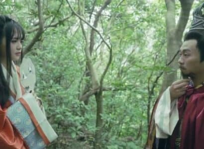 Liu Bei เป็นเกย์กับน้องชายของเขาในป่า